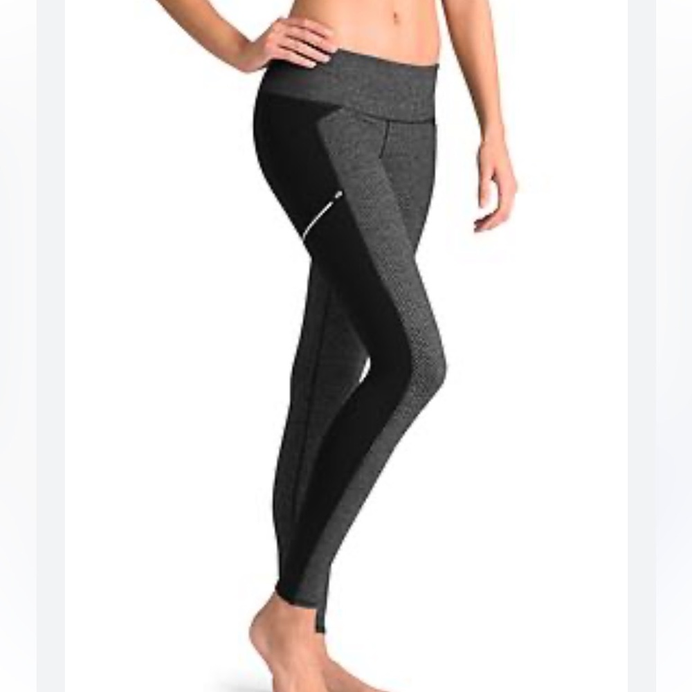 Athleta Metro Drifter Women's Black Gray Criss Cross Pocket Mid Rise Tight.